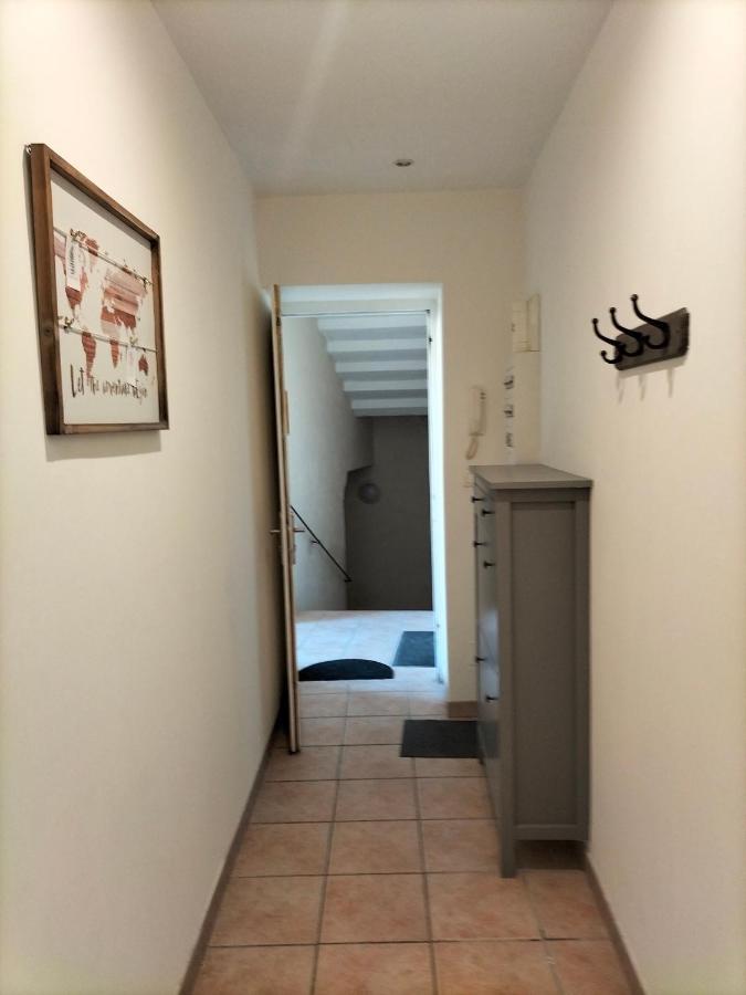 Appartement De Charme แวร์ ปองต์ ดู การ์ ภายนอก รูปภาพ